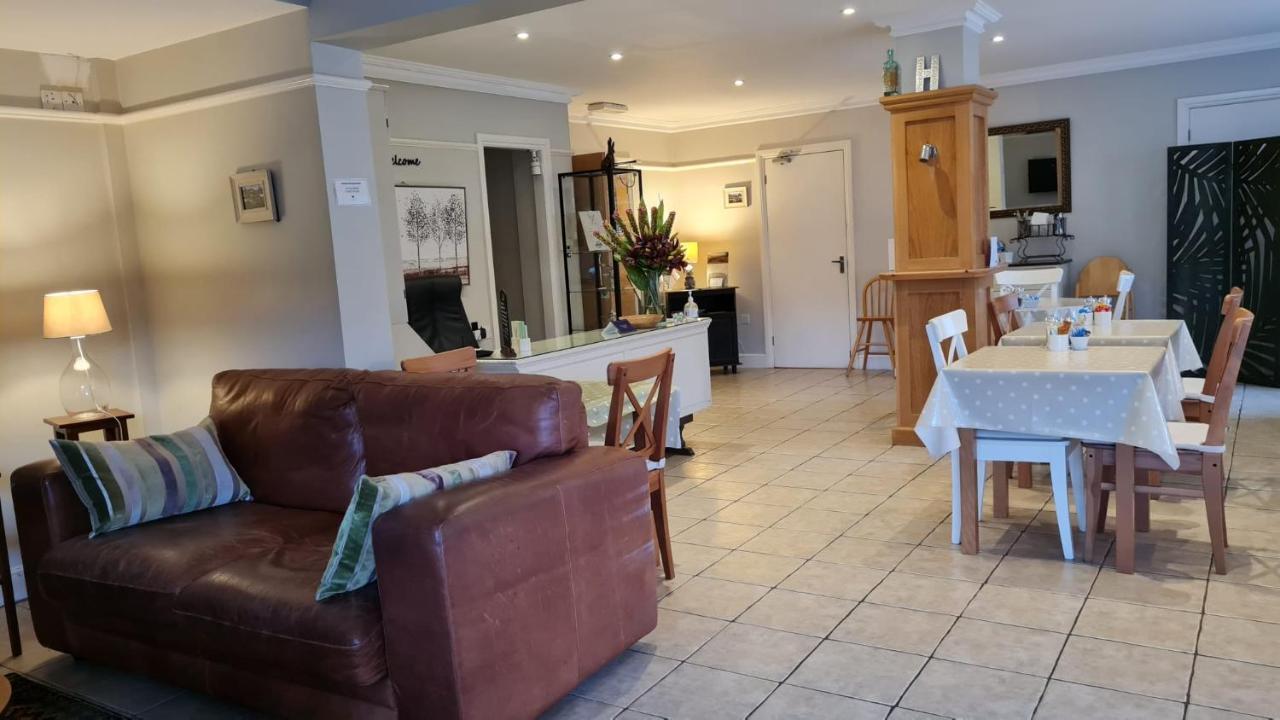 Hurtwood Hotel Peaslake Extérieur photo