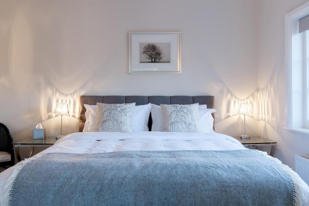 Hurtwood Hotel Peaslake Extérieur photo